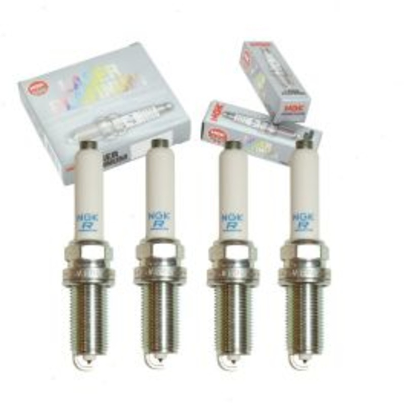 4 pc NGK Laser Platinum Spark Plugs for 2016 Audi allroad 2.0L L4