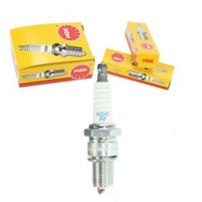 NGK Standard 7788 BPR9ES Spark Plug