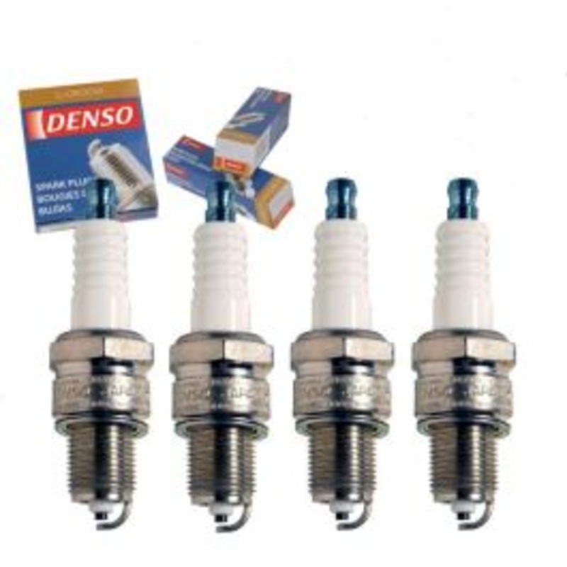 4 pc DENSO Standard U-Groove Spark Plugs for 1983-1984 Nissan Pulsar NX 1.5L L4