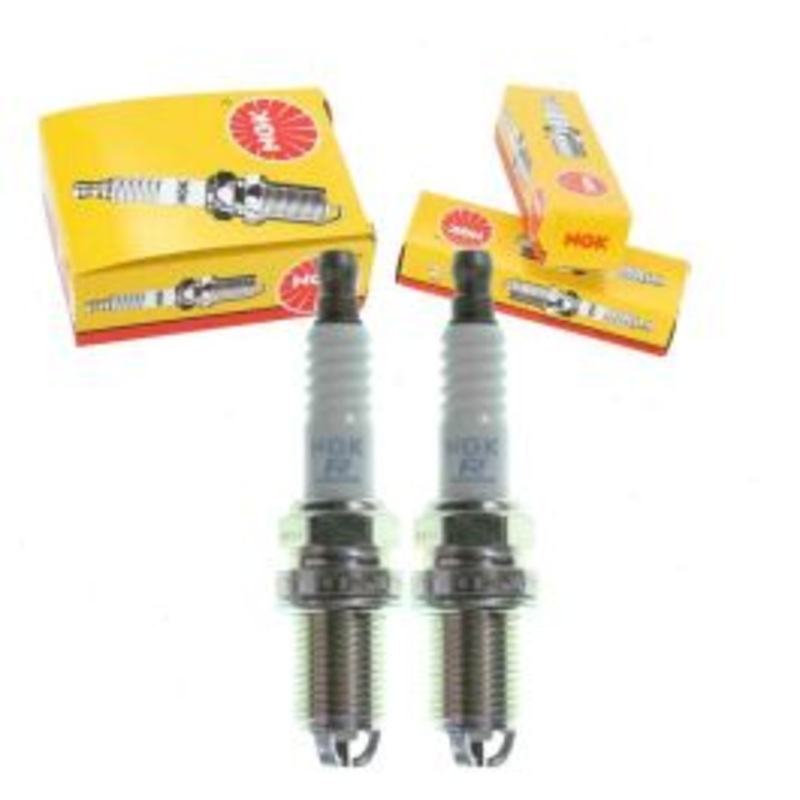2 pc NGK Standard 5496 BKUR7ET Spark Plugs