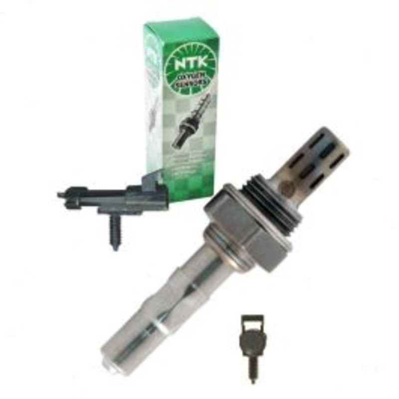 NGK NTK Upstream Oxygen (O2) Sensor for 1995-1999 Saturn SW1 1.9L L4
