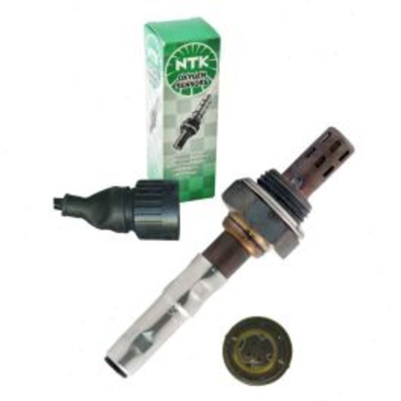 NGK NTK Upstream Oxygen (O2) Sensor for 1992-1995 BMW 318is 1.8L L4