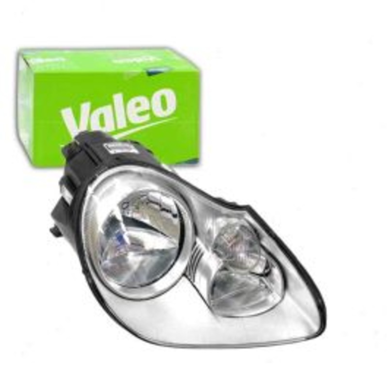 Valeo Right Headlight Assembly for 2003-2006 Porsche Cayenne