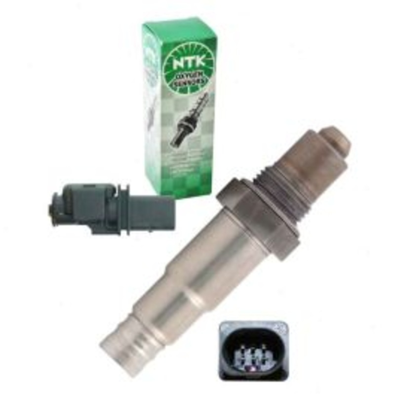 NGK NTK Upstream Air Fuel Ratio Sensor for 2014-2017 Kia Forte Koup 2.0L L4