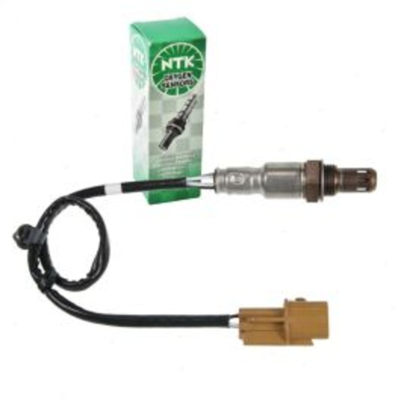 NGK NTK Upstream Right Oxygen (O2) Sensor for 2013-2018 Hyundai Santa Fe 3.3L V6