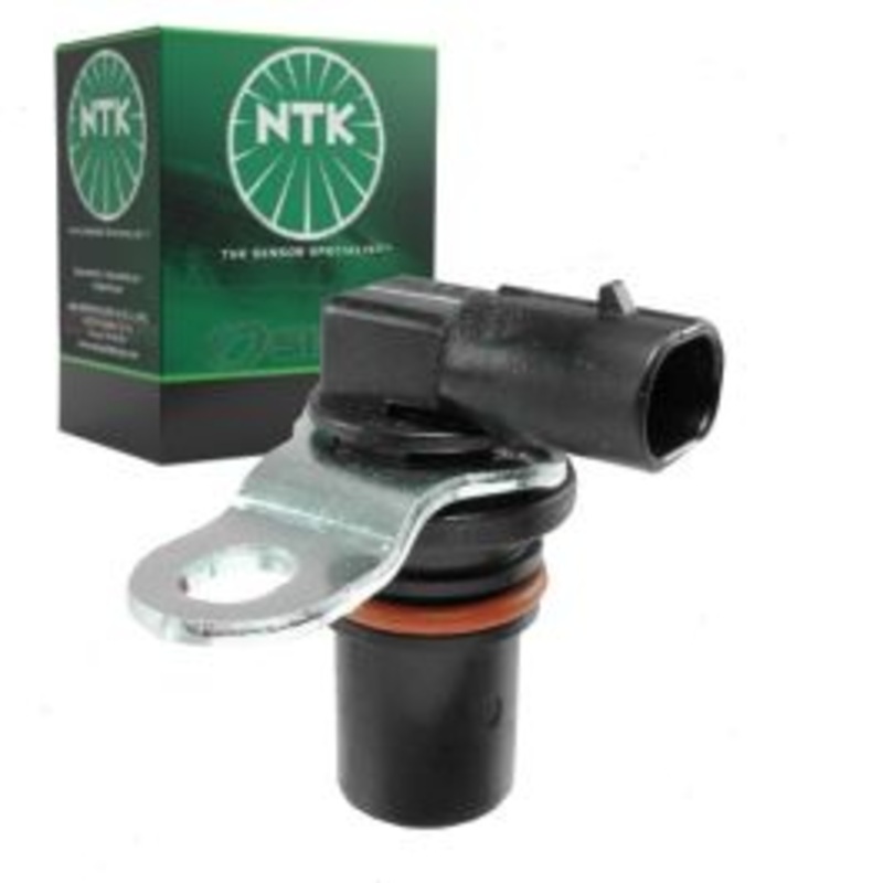 NTK Vehicle Speed Sensor for 1999-2002 Oldsmobile Intrigue