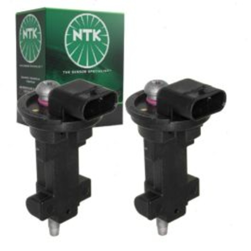 2 pc NTK Camshaft Position Sensors for 2018 Jeep Wrangler JK 3.6L V6