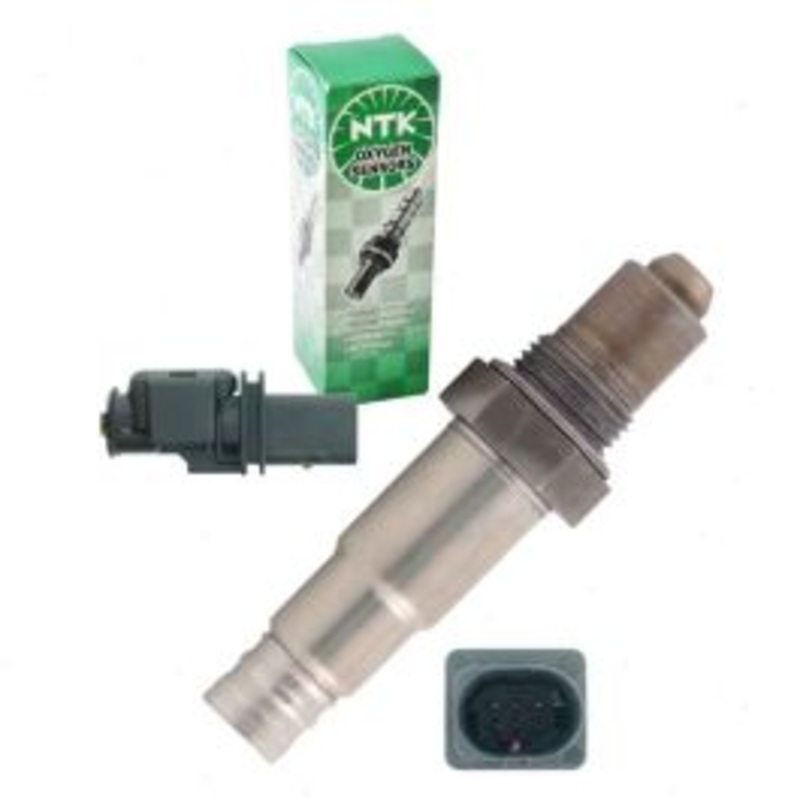 NGK NTK Upstream Right Air Fuel Ratio Sensor for 2016-2018 Mercedes-Benz GLE550e 3.0L V6