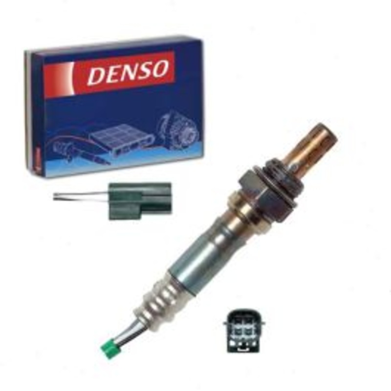 DENSO Upstream Right Oxygen (O2) Sensor for 2002 Nissan Sentra 1.8L L4