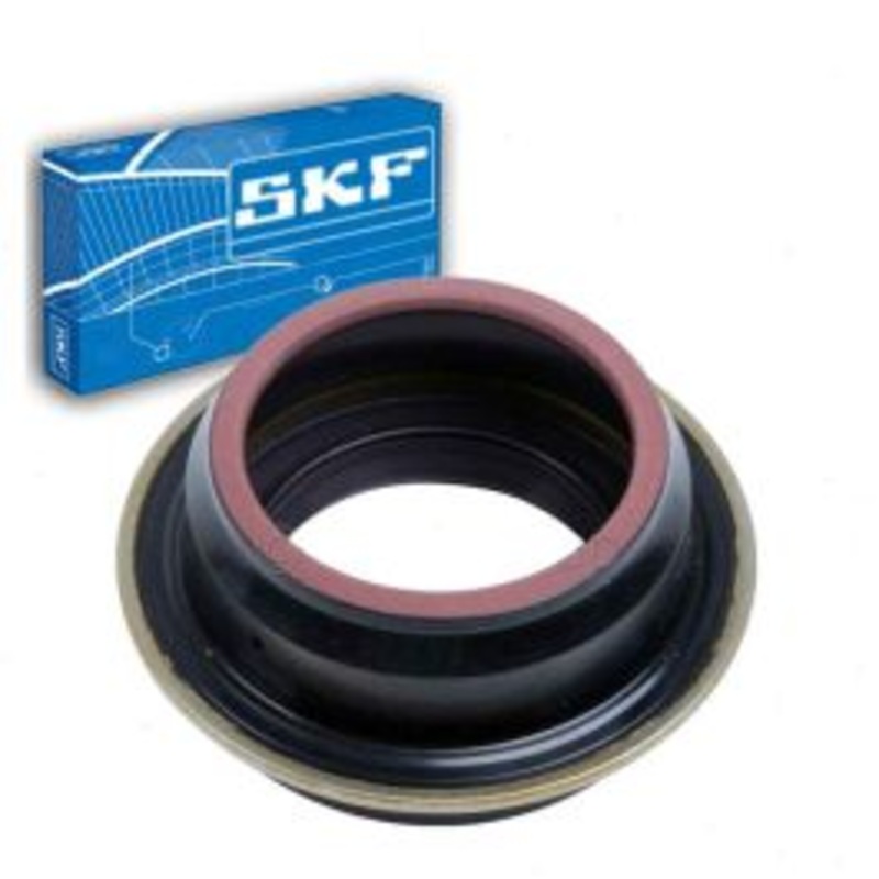 SKF Rear Transfer Case Output Shaft Seal for 2001-2006 Chevrolet Sonora