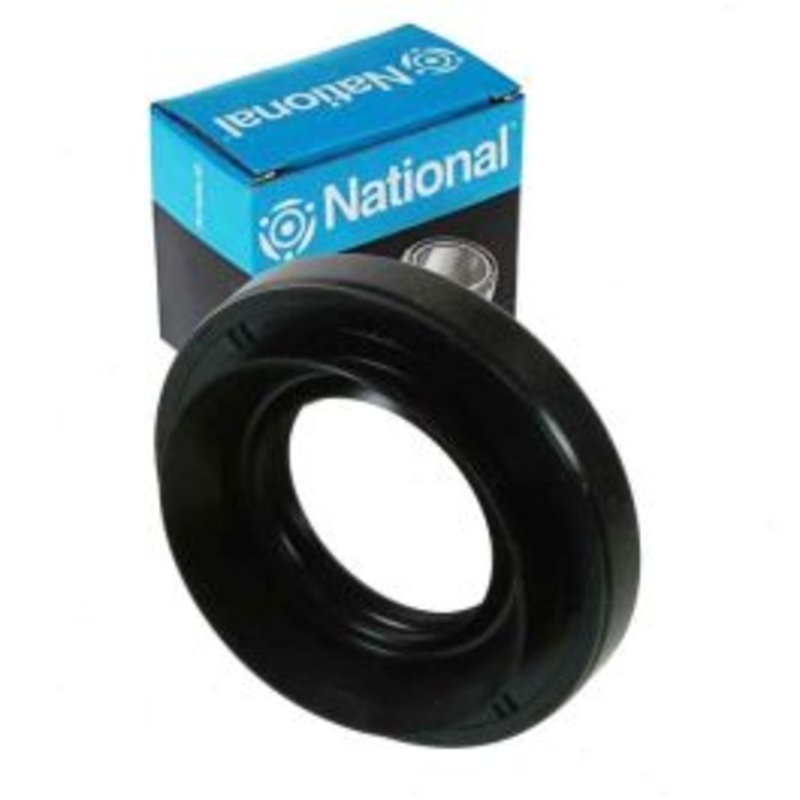 National Front Outer Differential Pinion Seal for 2006-2010 Infiniti M35