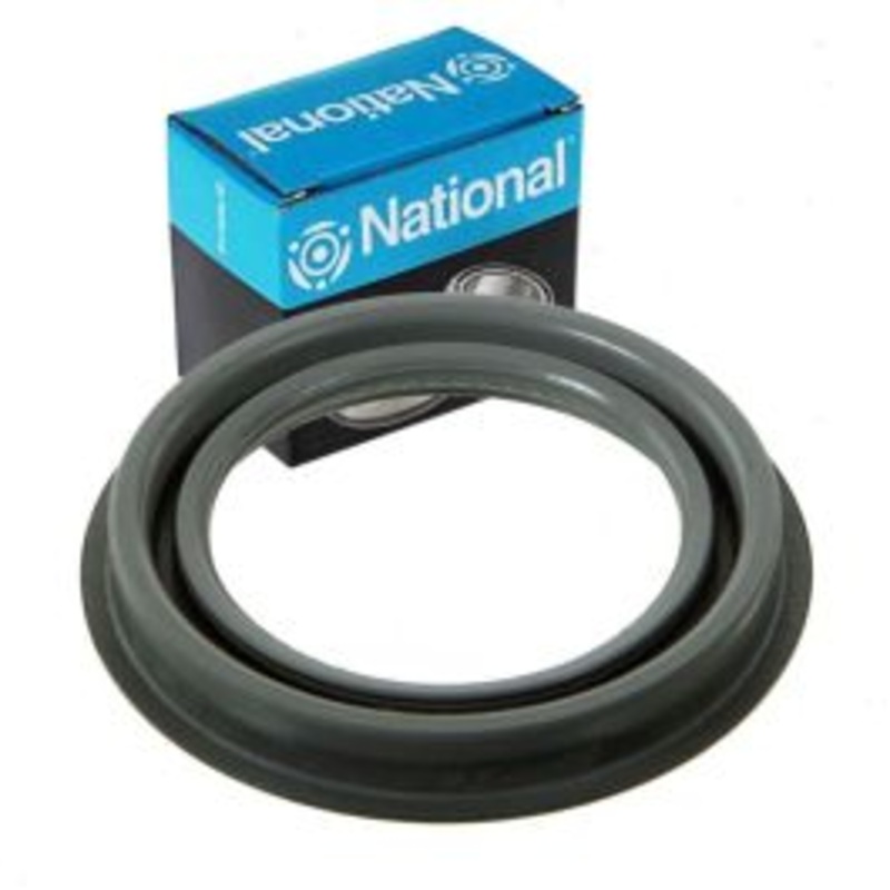 National Front Transmission Oil Pump Seal for 2003-2005 Ford E-350 Club Wagon